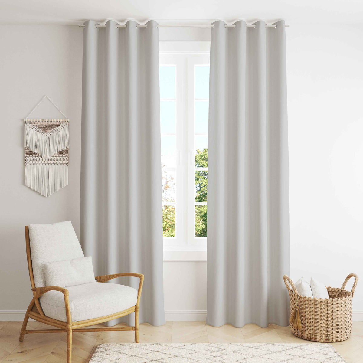 Room Darkening Thermal Insulated Eyelet Noise Reducing Blackout Curtain