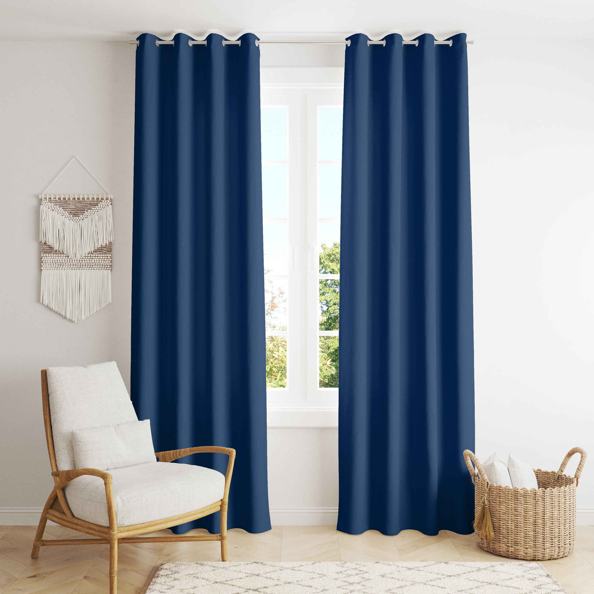 Room Darkening Thermal Insulated Eyelet Noise Reducing Blackout Curtain