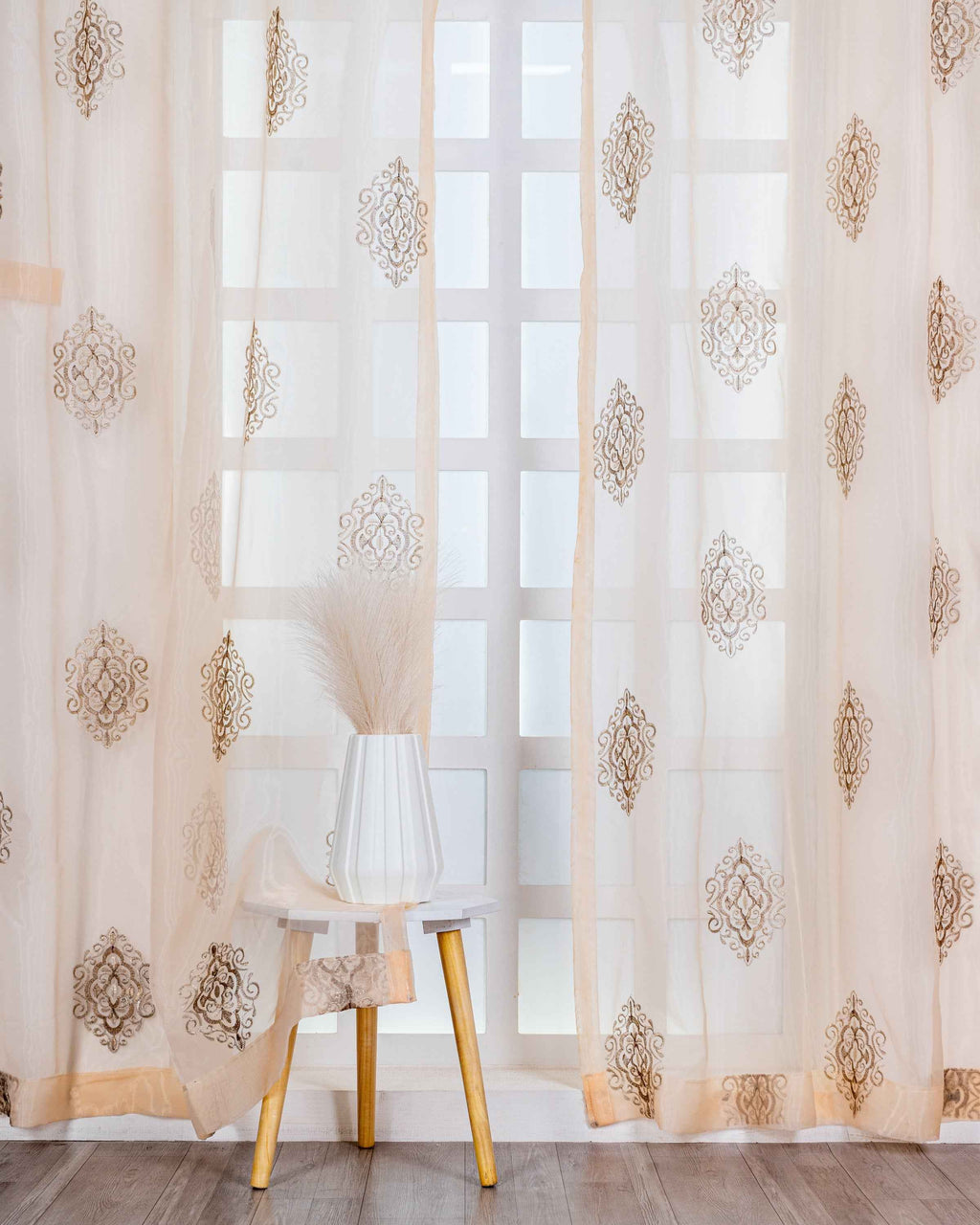 Parda online Premium Damas Design Embroidery Tissue Curtain with Soft & Durable Fabric