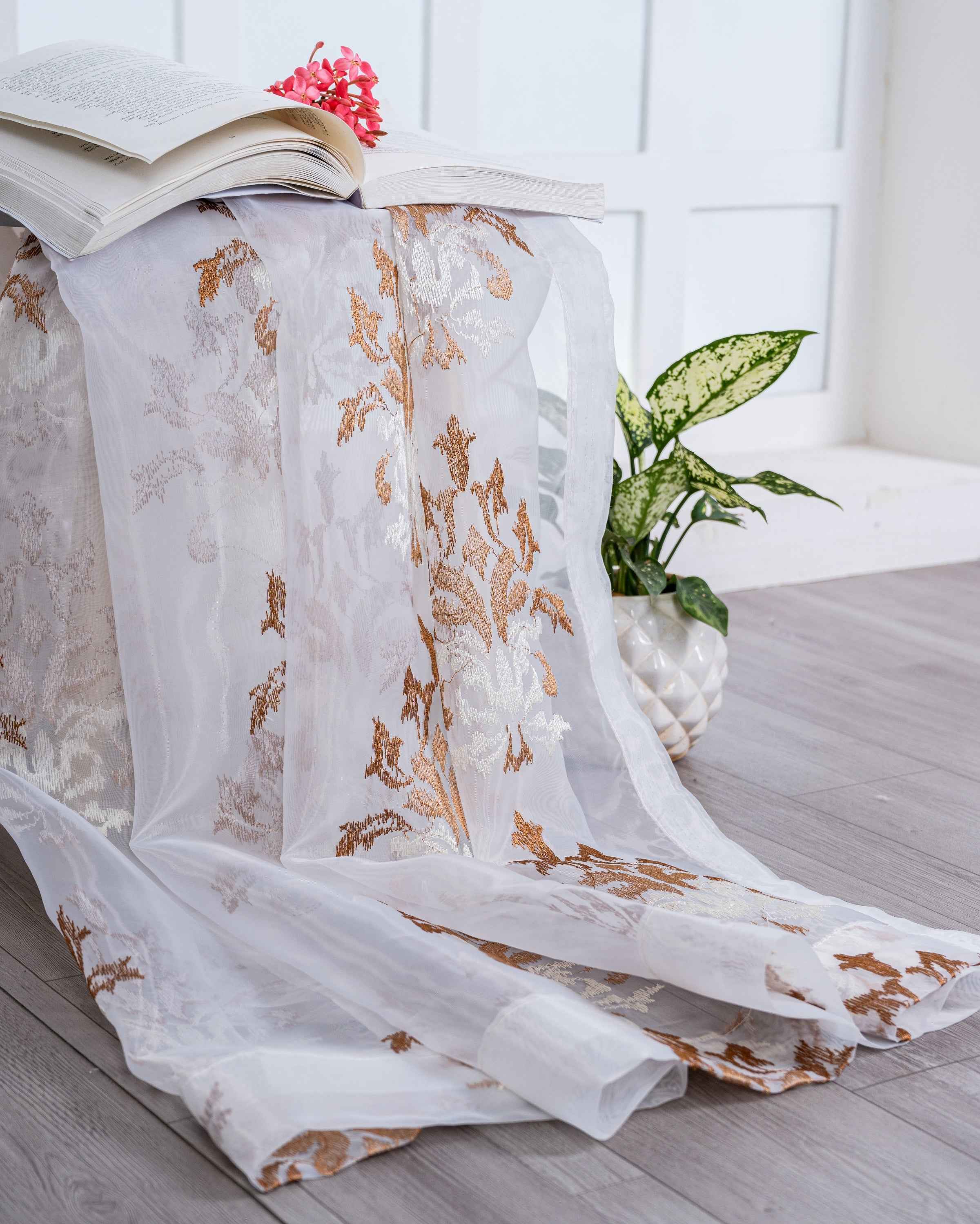 Parda online Premium Damas Design Embroidery Tissue Curtain with Soft & Durable Fabric