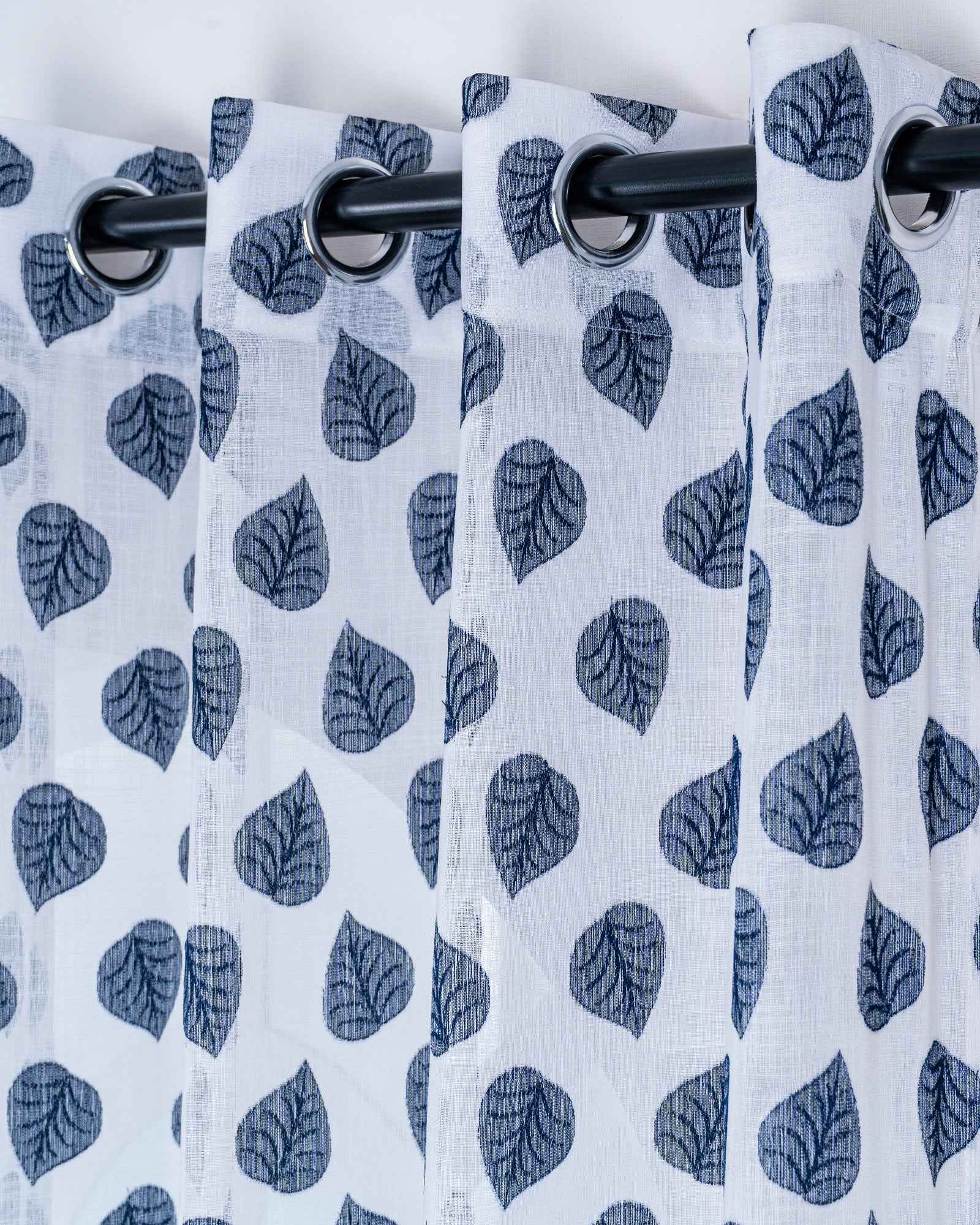 Parda online Premium Jacquard Linen Curtain with Leaf Design with Soft & Durable Fabric